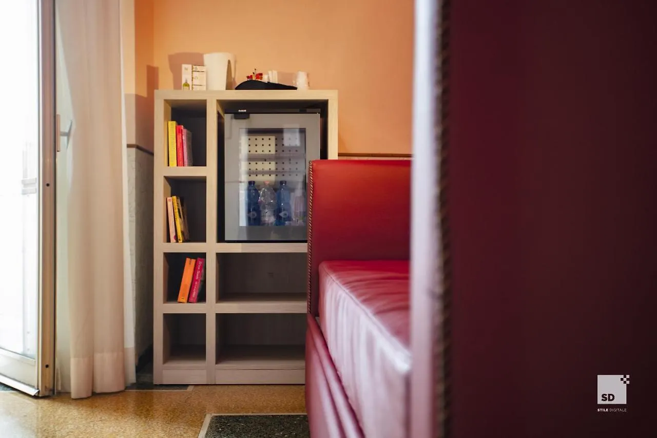 ***  Hotel La Pace Pisa Italy